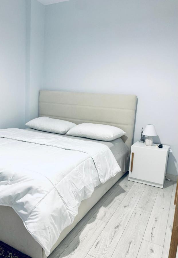 Cozy Corner Appartement Tirana Buitenkant foto
